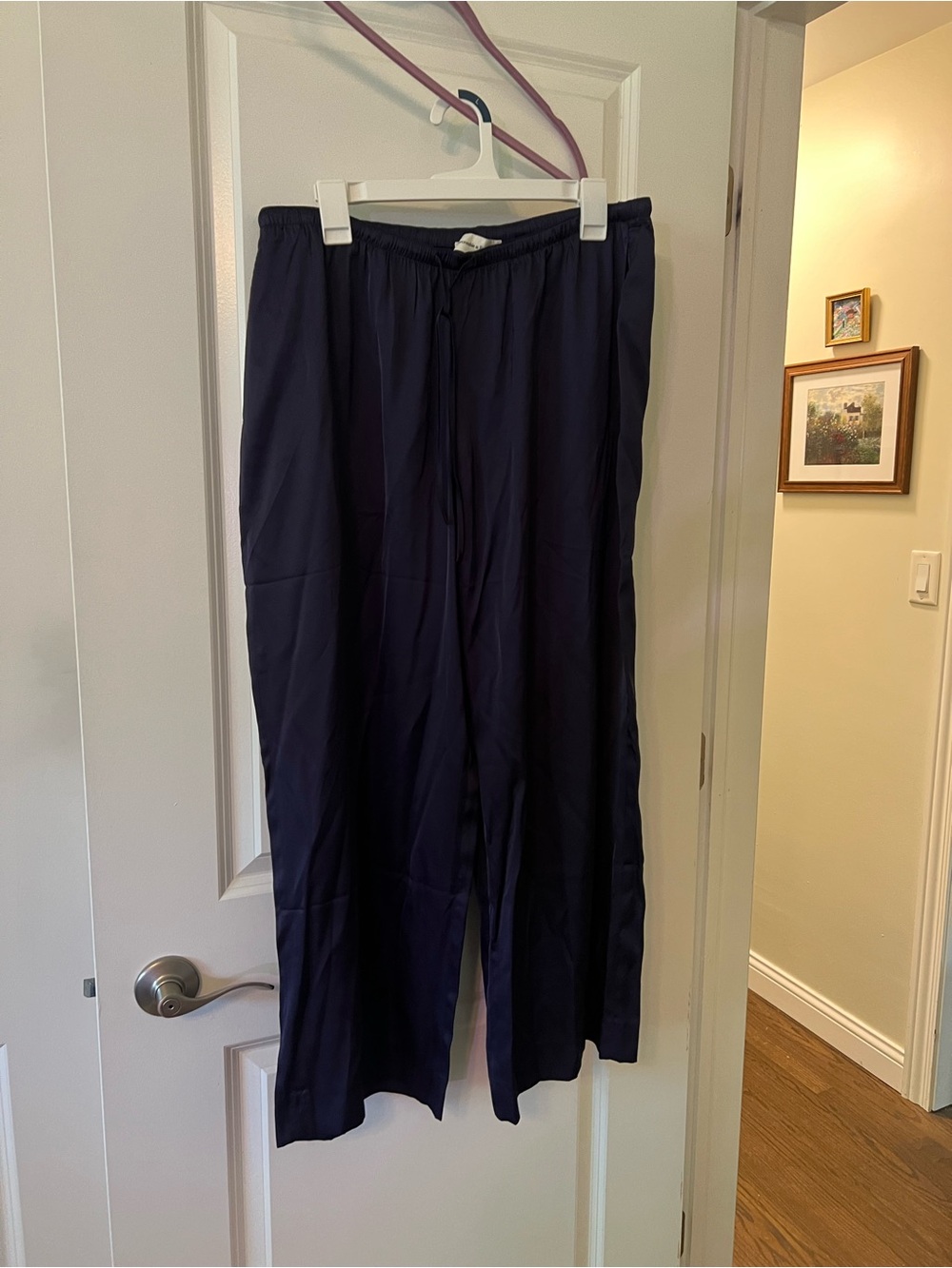 NWT Abercrombie Navy Pull-On Satin Pants with Drawstring - Picture 4 of 5